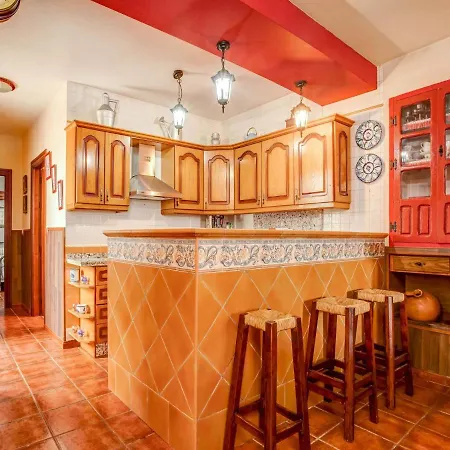 Belvilla By Oyo Cortijo Rural Puerto Nuevo *
