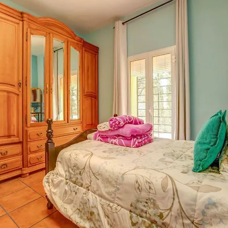 Holiday home Belvilla By Oyo Cortijo Rural Puerto Nuevo Villanueva de Tapia